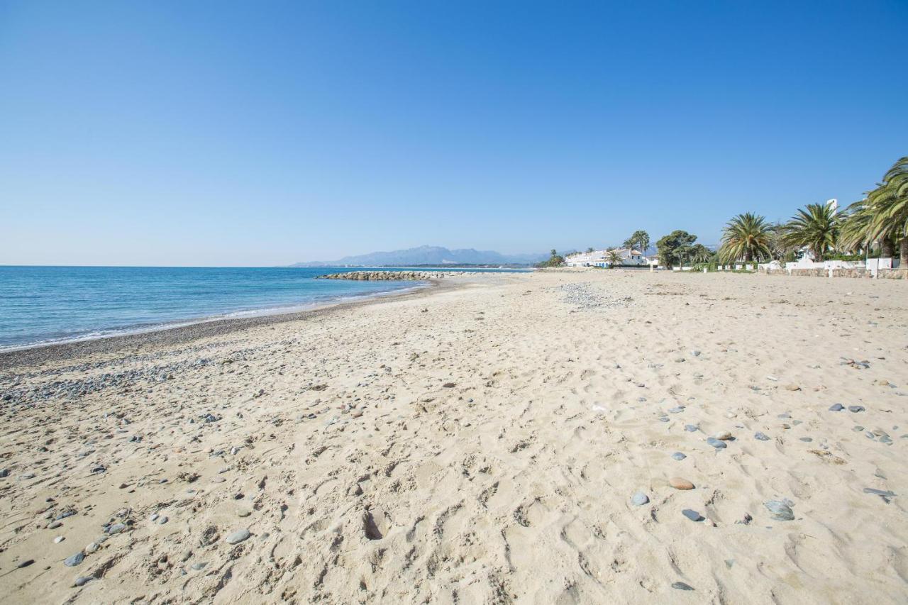 Апартаменти Mistral Seafront Up. Vistas Al Mar Mont-roig del Camp Екстер'єр фото